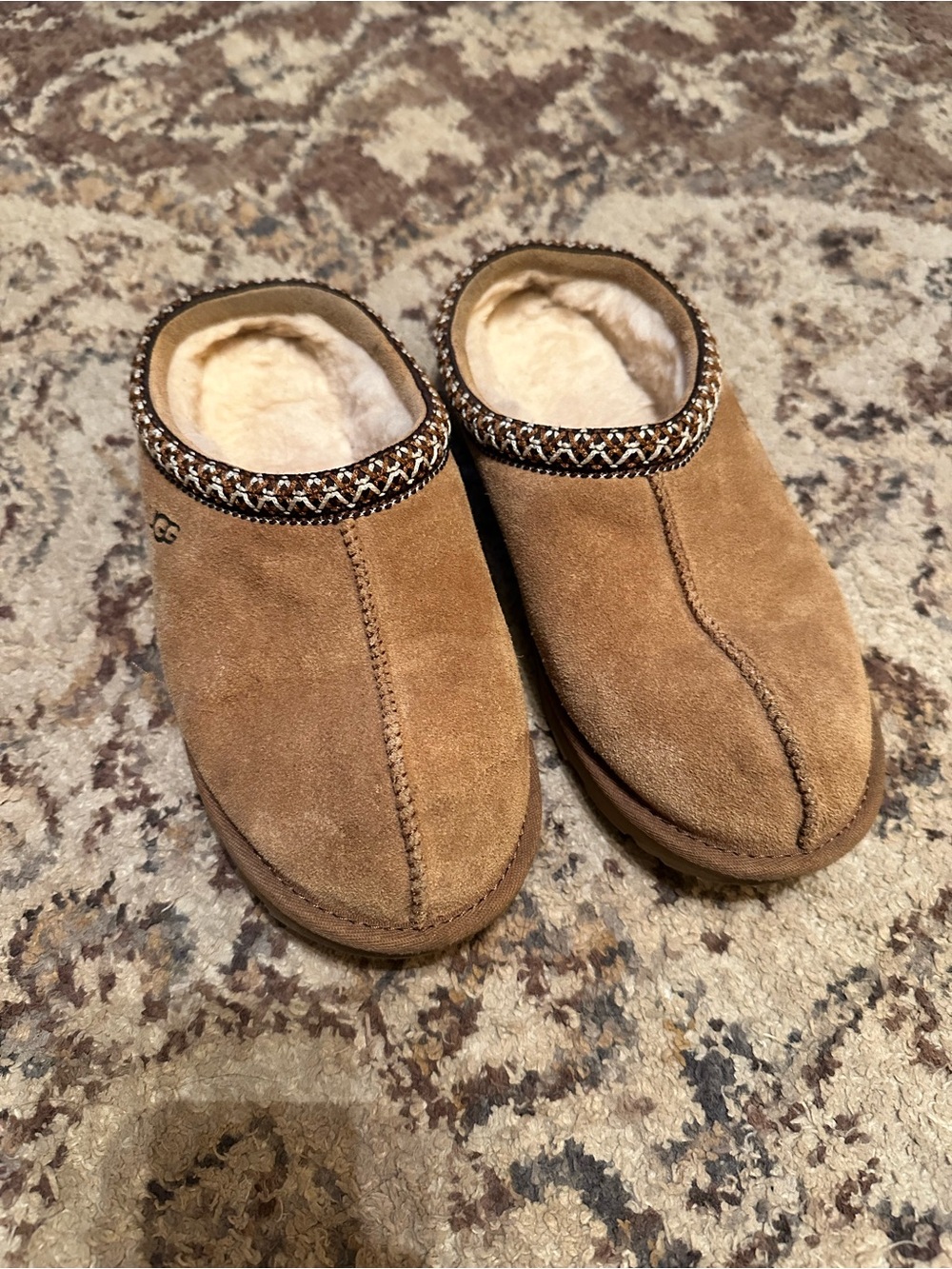 Ugg Tasman Cozy Tan Suede Slip-On Shearling Lined Clogs